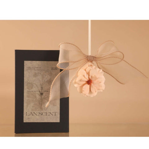 Car Mounted Perfume Ranunculus Flower Perfume Extender Pendant